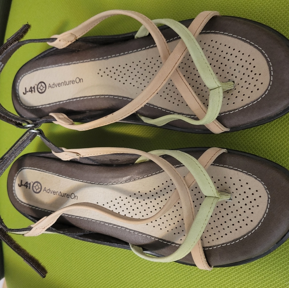 J-41 Adventure On Sandals. Size 8.5.